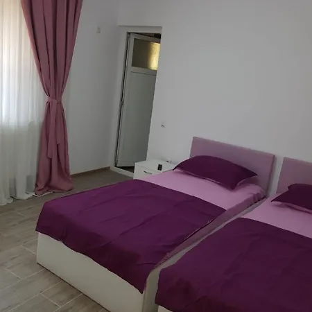 Guest house Casa Iulia Bucharest